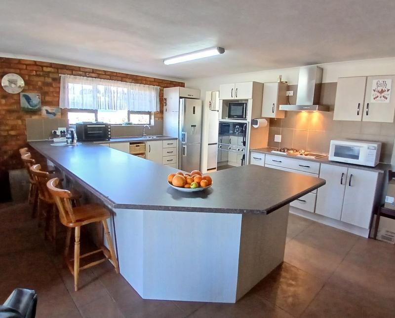 3 Bedroom Property for Sale in Stilbaai Wes Western Cape